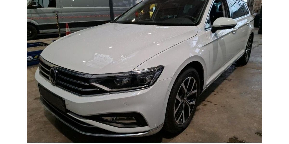 VW Passat 98.721 km 21.949 &euro; Gera 07546