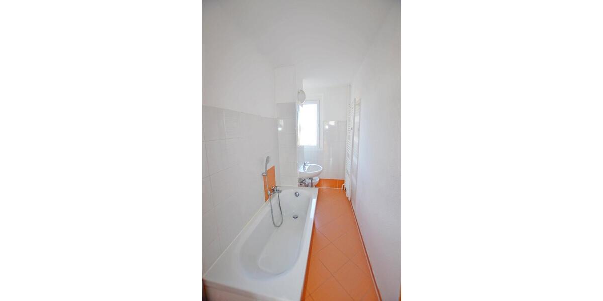 Etagenwohnung Sangerhausen - 3 Zimmer, 61 m&sup2;, 366&euro; | Angebot:26381092