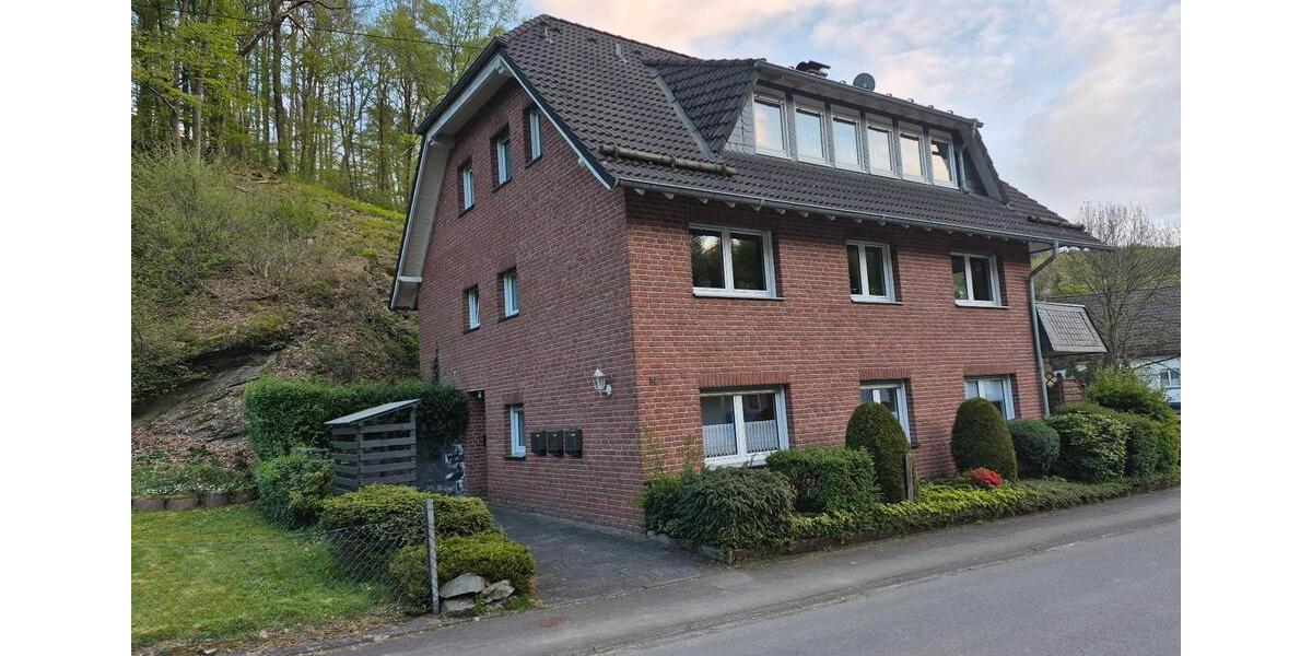 Dachgeschoßwohnung Bergneustadt - 1 Zimmer, 79 m&sup2;, 780&euro; | Angebot:26341687