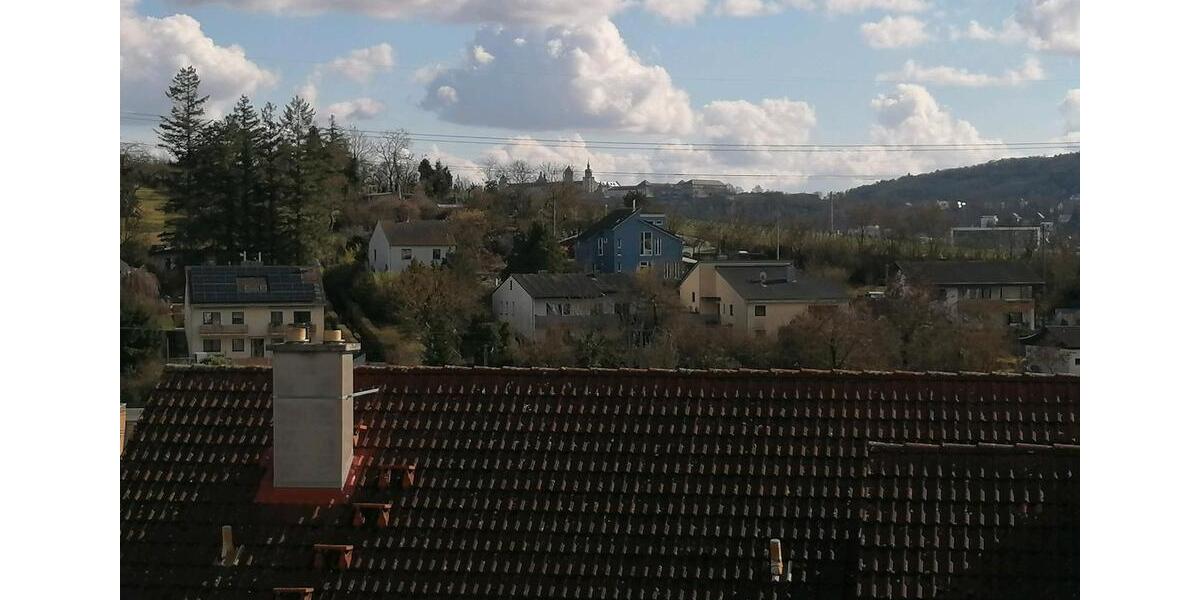 Dachgeschoßwohnung Würzburg Dürrbachau - 2 Zimmer, 40 m&sup2;, 660&euro; | Angebot:25326572