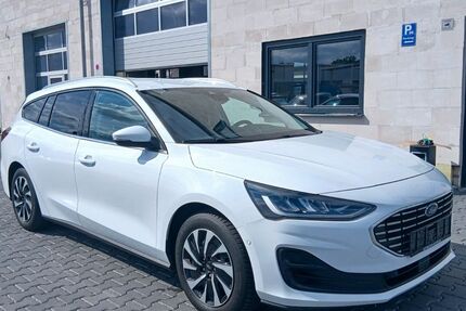Ford Focus 121.375 km 13.680 &euro; Ingelheim 55218