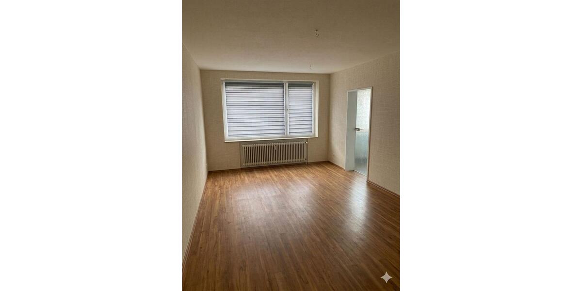 Dachgeschoßwohnung Hildesheim Bockfeld - 2 Zimmer, 58 m&sup2;, 311&euro; | Angebot:26395916