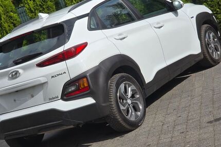 Hyundai KONA 300.000 km 9.900 &euro; Ketzin 14469