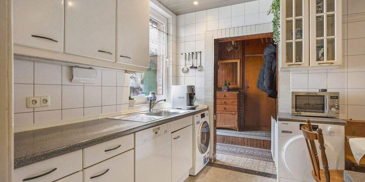 Mehrfamilienhaus, Wohnhaus Selfkant / Höngen Höngen - 1 Zimmer, 357 m&sup2;, 349.000&euro; | Angebot:25476236