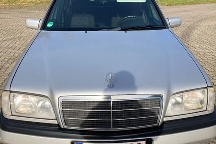 Mercedes-Benz C 230 173.000 km 8.500 &euro; Ahlden 29693