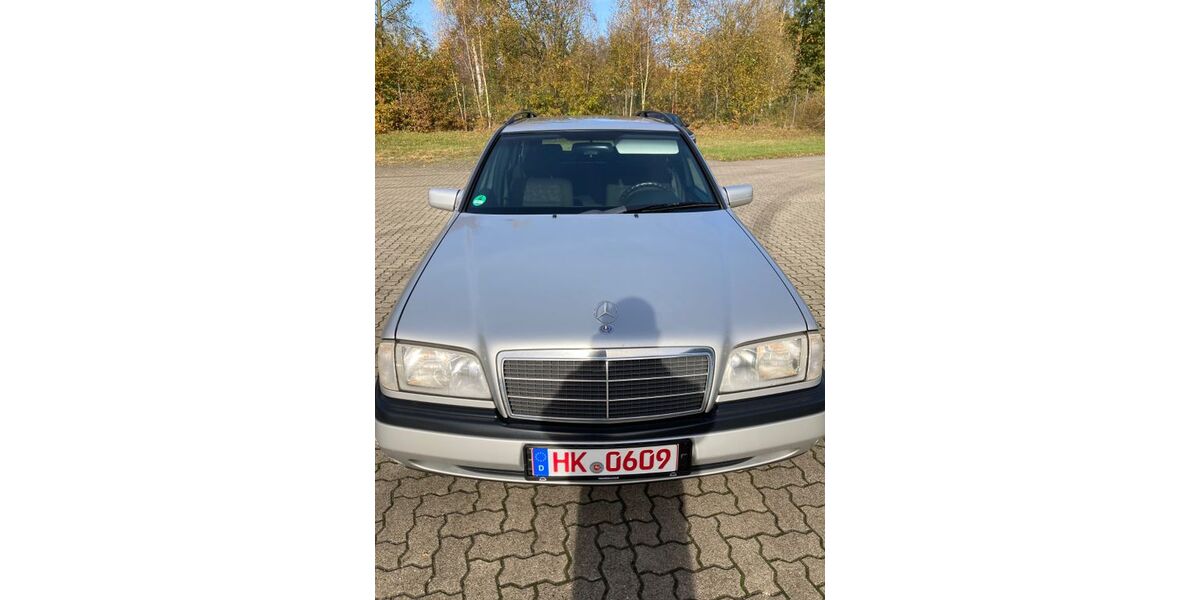 Mercedes-Benz C 230 173.000 km 8.500 &euro; Ahlden 29693