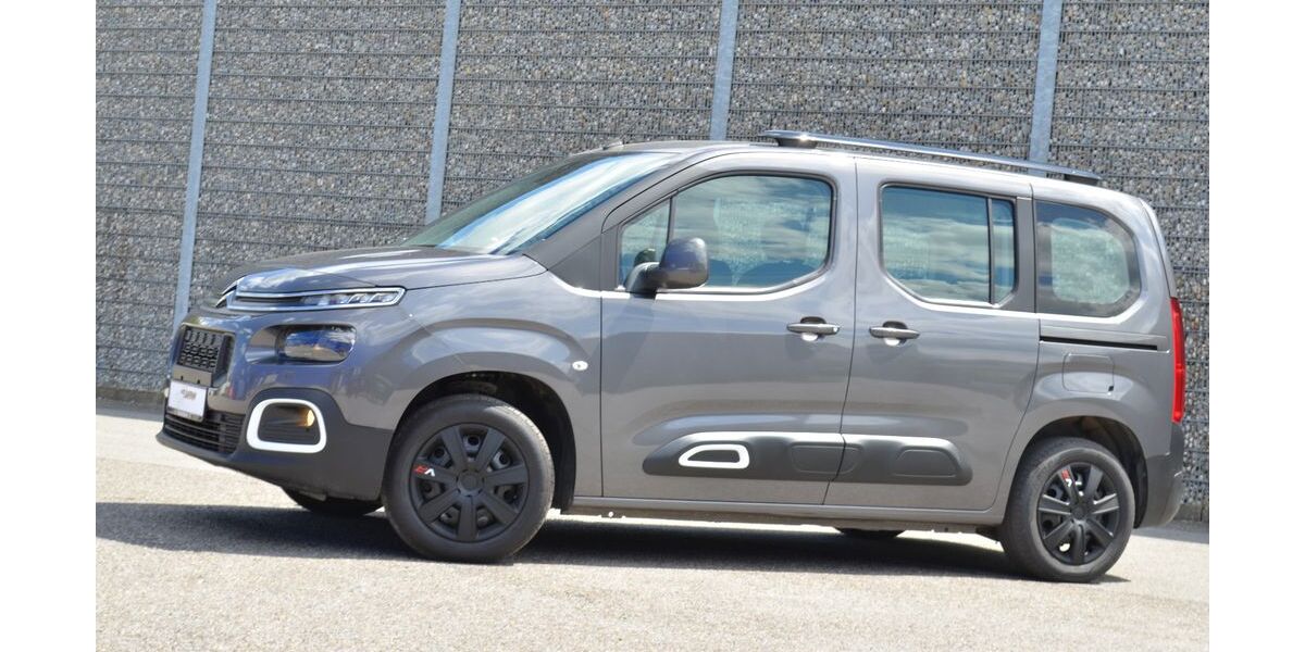 Citroen Berlingo 150.500 km 9.880 &euro; München 81243