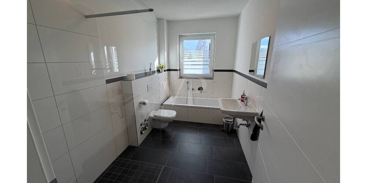 Gewerbeobjekt Wathlingen - 4 Zimmer, 96 m&sup2;, 850&euro; | Angebot:26449955