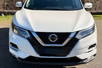 Nissan Qashqai 136.000 km 15.000 &euro; Zell a.H 77736