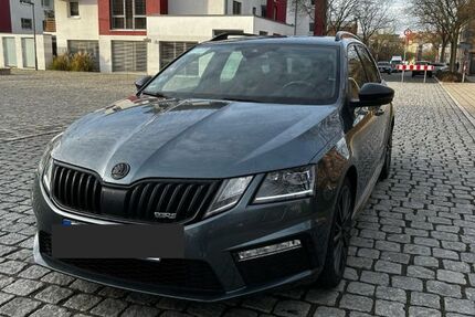 Skoda Octavia 175.000 km 16.900 € Nürnberg 90403