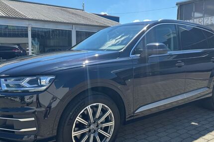 Audi Q7 157.850 km 27.499 € Ulm 89079