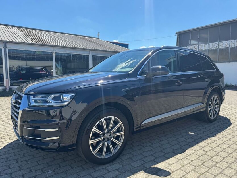 Audi Q7 157.850 km 27.499 € Ulm 89079
