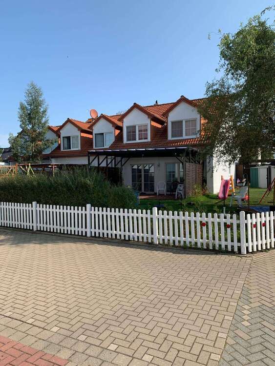 Haus zum Kaufen in Unseburg 160.000 € 106.89 m²