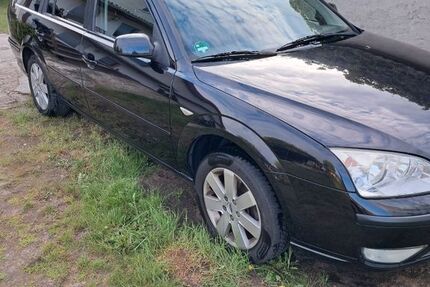 Ford Mondeo 209.000 km 1.700 &euro; Rheinsberg 16831