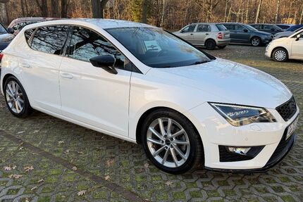 Seat Leon 71.000 km 14.990 € Chemnitz 09131