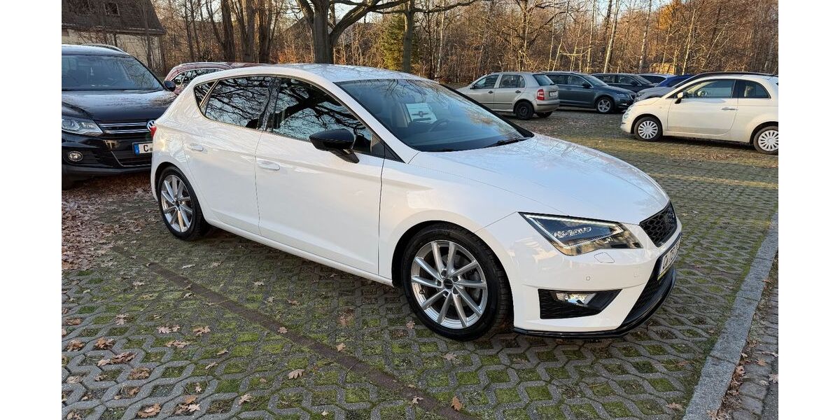 Seat Leon 71.000 km 14.990 € Chemnitz 09131
