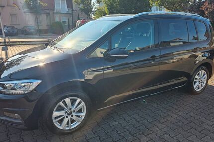 VW Touran 139.000 km 16.700 &euro; Kenzingen 79341