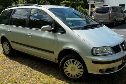 Seat Alhambra 224.000 km 2.500 &euro; Neuwied 56564