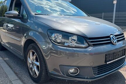 VW Touran 229.000 km 4.390 &euro; Schwäbisch Gmünd 73529