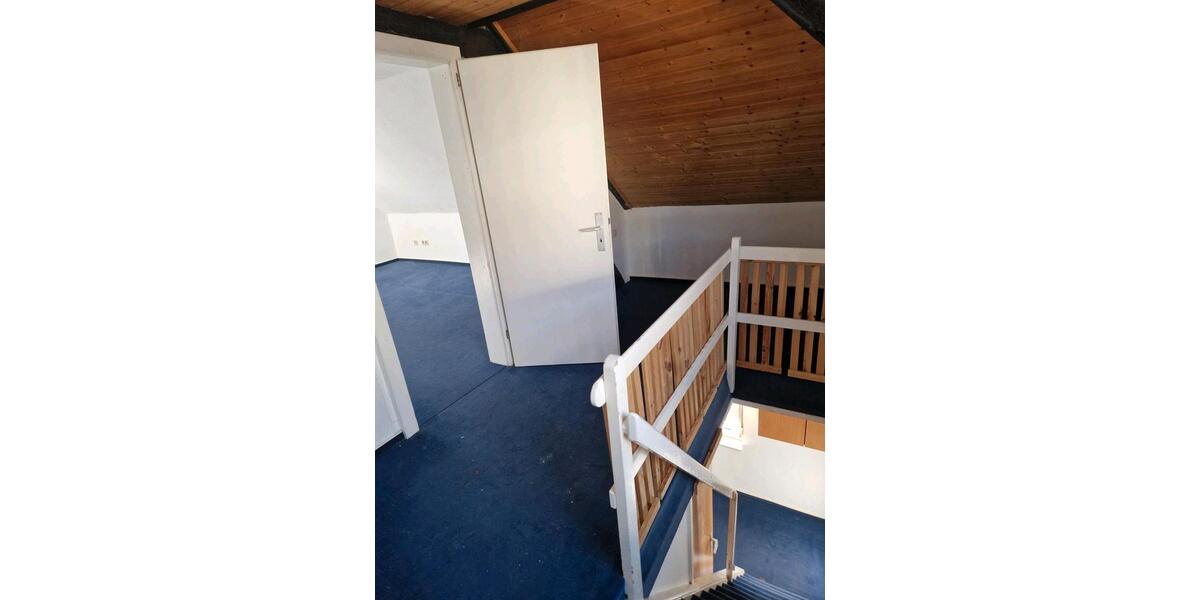 Einfamilienhaus Siegen Dillnhütten - 5 Zimmer, 110 m&sup2;, 1.150&euro; | Angebot:25302190