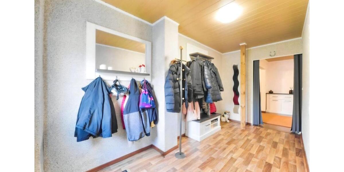 Einfamilienhaus Südheide Unterlüß - 10 Zimmer, 279 m&sup2;, 295.000&euro; | Angebot:26807103