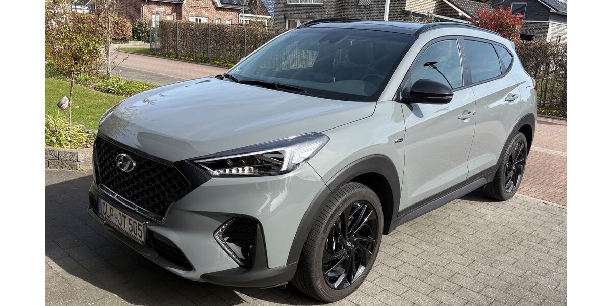 Hyundai TUCSON 21.290 km 24.490 &euro; Höltinghausen 49685