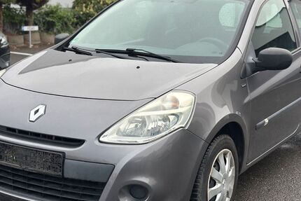 Renault Clio 101.200 km 4.100 € Rheinbach 53359