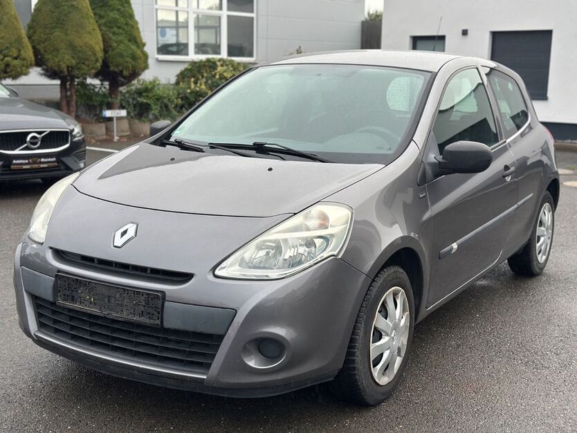 Renault Clio 101.200 km 4.100 € Rheinbach 53359