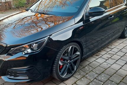 Peugeot 308 114.100 km 15.900 &euro; Menden 58708