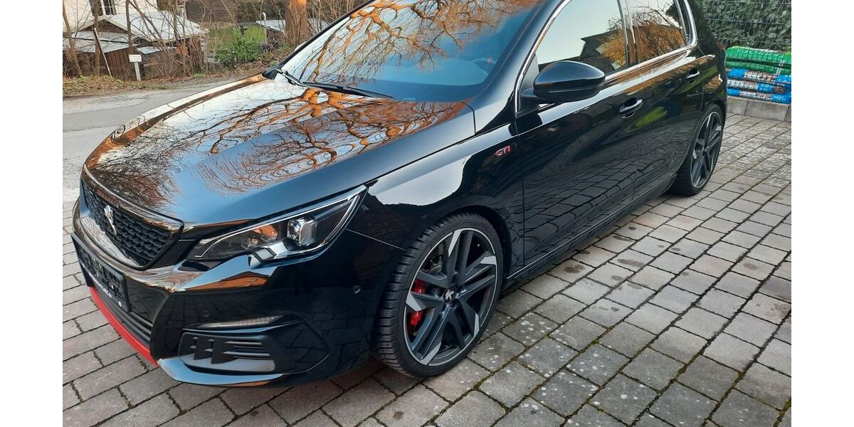 Peugeot 308 114.100 km 15.900 &euro; Menden 58708