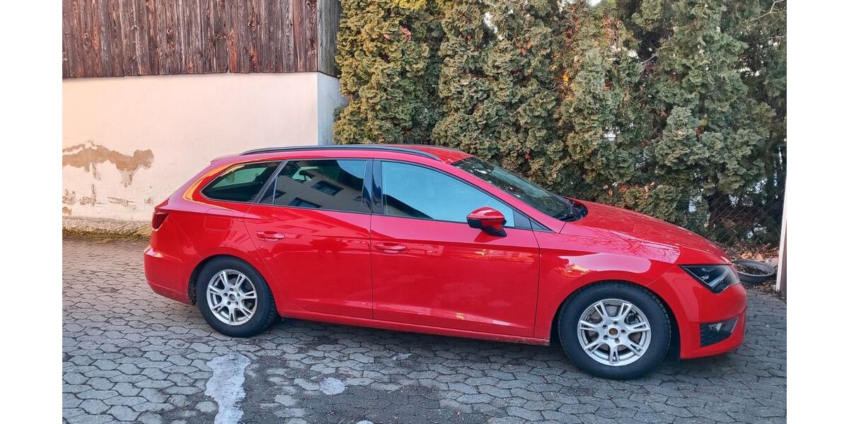 Seat Leon 69.500 km 12.799 &euro; Bayreuth 95444