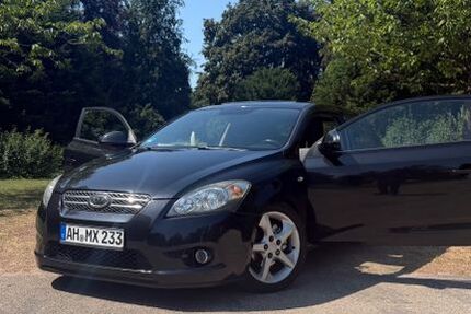 Kia pro ceed / ProCeed 231.000 km 2.350 &euro; Gronau 48599
