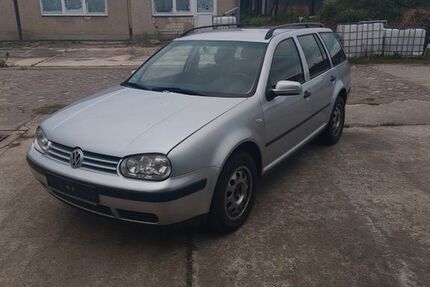 VW Golf 360.000 km 2.980 &euro; Jessen 06917