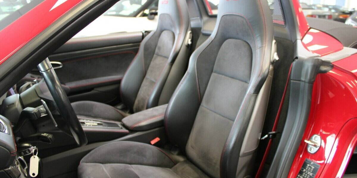 Porsche 718 Boxster GTS Sport-/AGA/Chrono/Design 73.299 km 61.480 € Euskirchen 53881