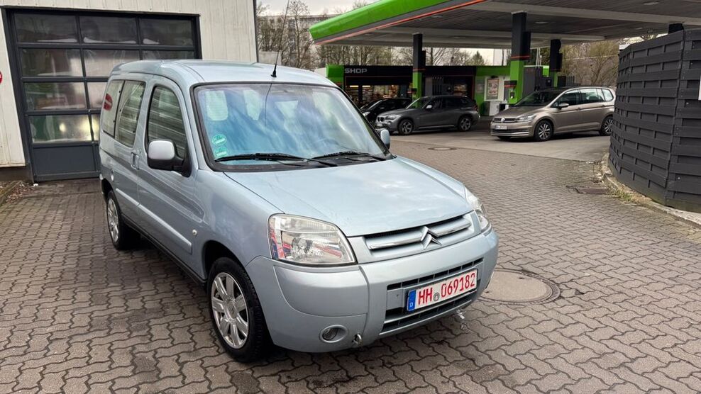 Citroen Berlingo 244.000 km 1.199 € Hamburg 22045
