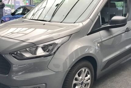Ford Tourneo Connect 23.000 km 19.990 € Minden 32425