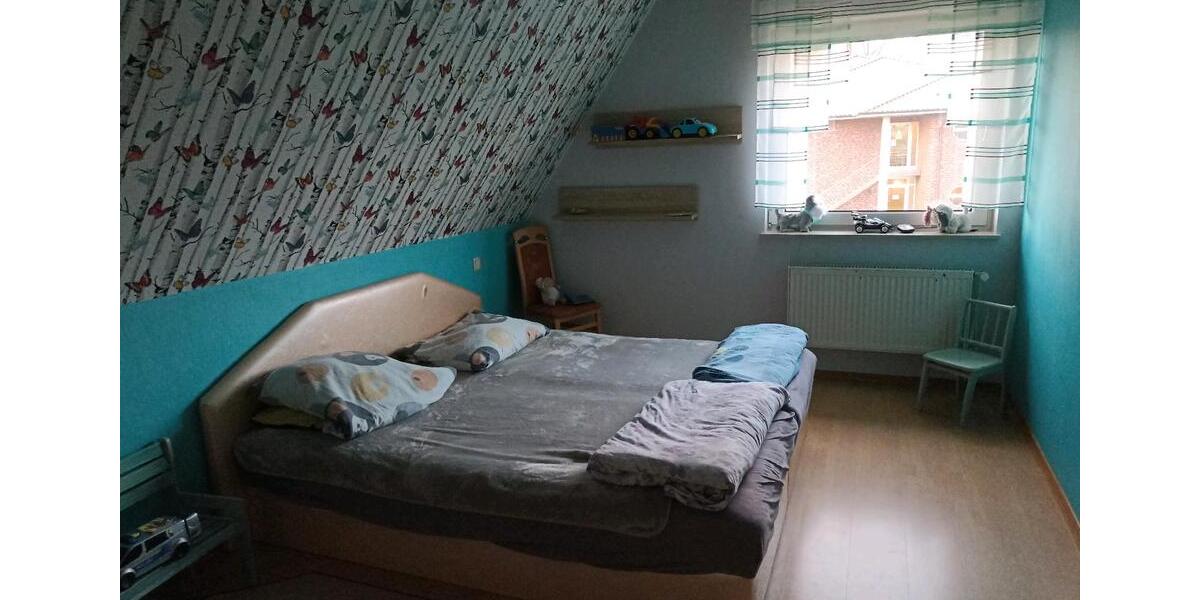 Einfamilienhaus Lindern (Oldenburg) - 8 Zimmer, 260 m&sup2;, 429.000&euro; | Angebot:26786463