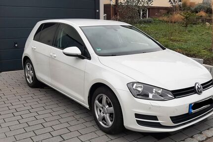VW Golf 147.700 km 7.990 &euro; Mühlacker 75417