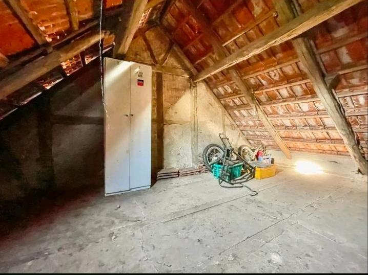 Einfamilienhaus Alsfeld - 5 Zimmer, 100 m&sup2;, 60.000&euro; | Angebot:27133644