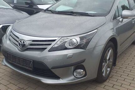 Toyota Avensis 116.000 km 11.990 &euro; Nürnberg 90439