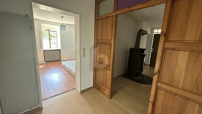 3 WOHNEINHEITEN IN TRAUMHAFTER HANGLAGE - Mehrfamilienhaus, Wohnhaus Stühlingen | Angebot:27077177