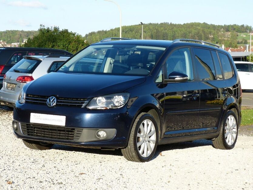 VW Touran 234.760 km 5.399 € Oberviechtach 92526