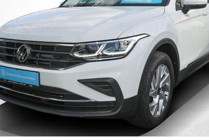 VW Tiguan 27.867 km 34.440 € Schrobenhausen 86529