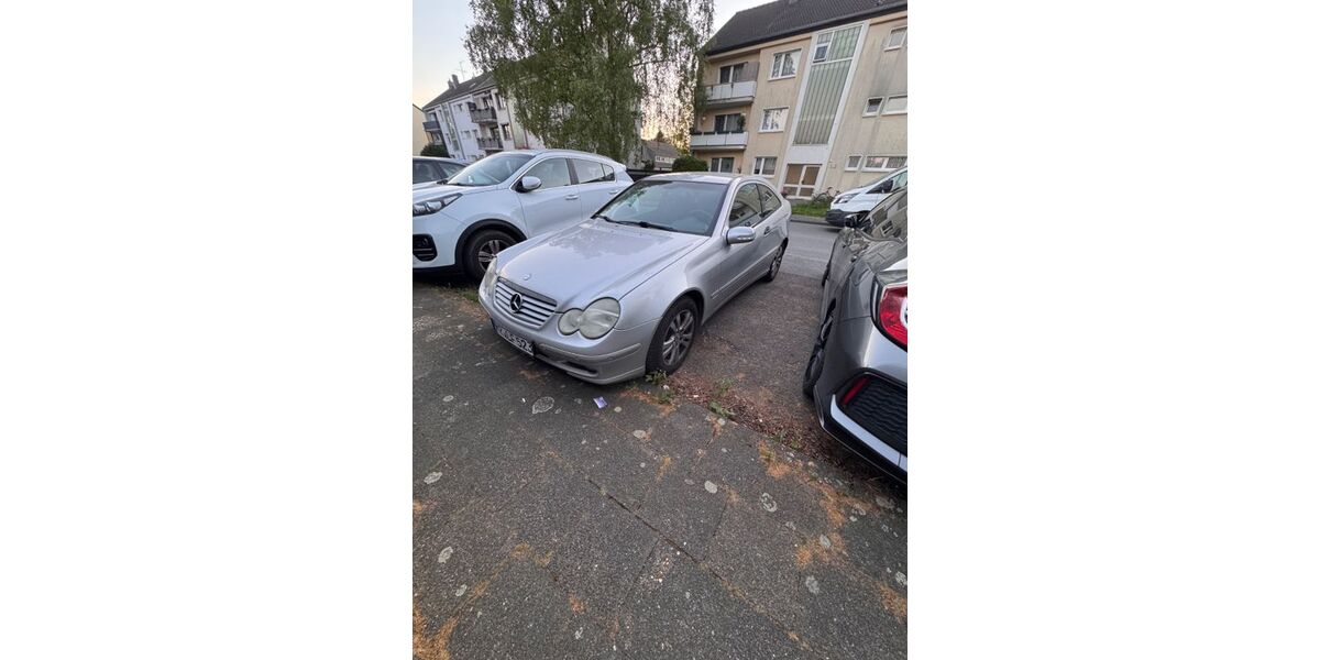 Mercedes-Benz C 220 250.000 km 2.500 &euro; Neukirchen-Vluyn 47506