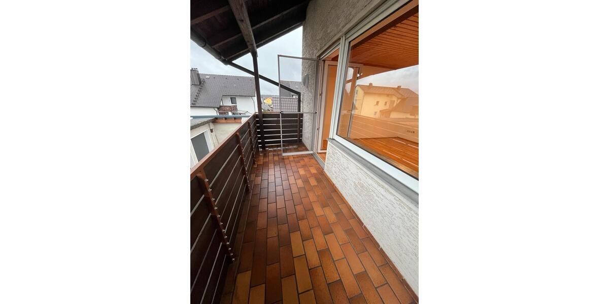 Etagenwohnung Pressath - 2 Zimmer, 74 m&sup2;, 123&euro; | Angebot:26336635