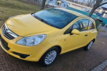 Opel Corsa 147.800 km 1.950 € Berlin 14199