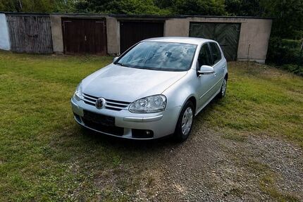 VW Golf 171.000 km 3.500 &euro; Freiberg 09599