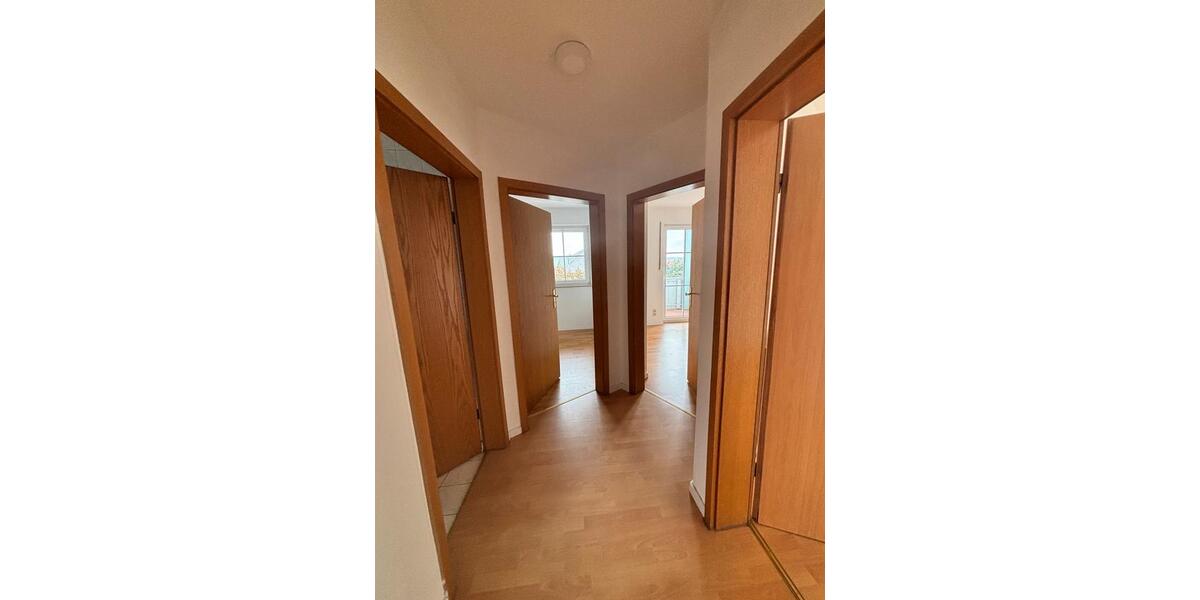 Etagenwohnung Weinböhla - 3 Zimmer, 65 m&sup2;, 785&euro; | Angebot:24997090