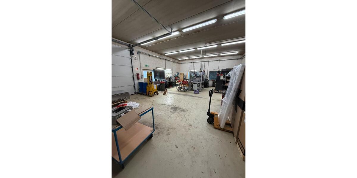 Halle, Werkstatt, Warmhalle in Ratekau 100m2 zu vermieten zimmer