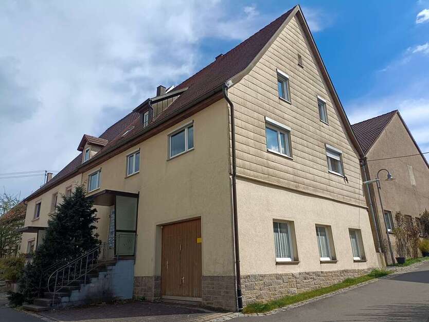Haus zum Kaufen in Mulfingen-Simprechtshausen 99.000 € 130 m²